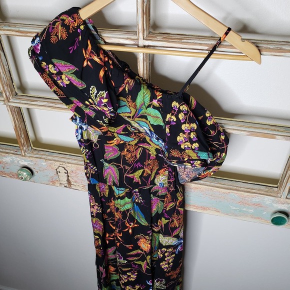 H & M Rainforest Floral Ruffle One Shoulder Viscose Dress size 6 - Picture 5 of 16